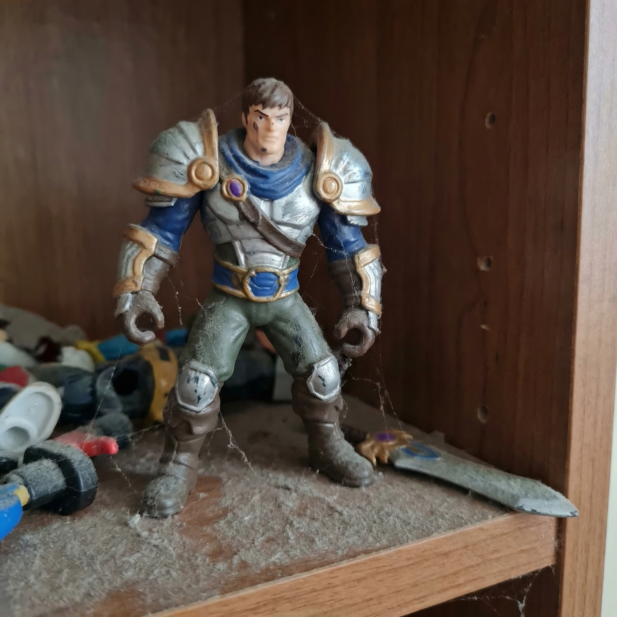 Figura de mala calidad de League of Legends