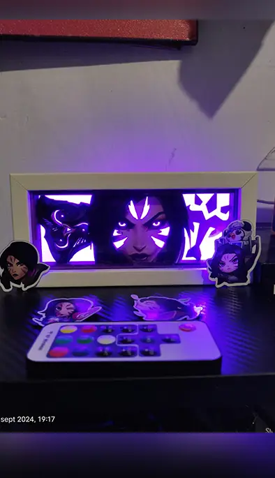 Lightbox Lampara de Kaisa de League of Legends